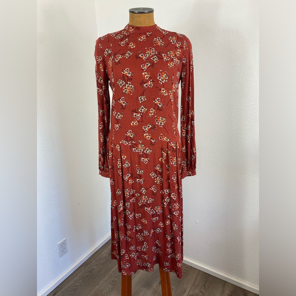 Treasure & Bond S Femme Midi Dress in Red Russet Bamboo Floral From Nordstrom